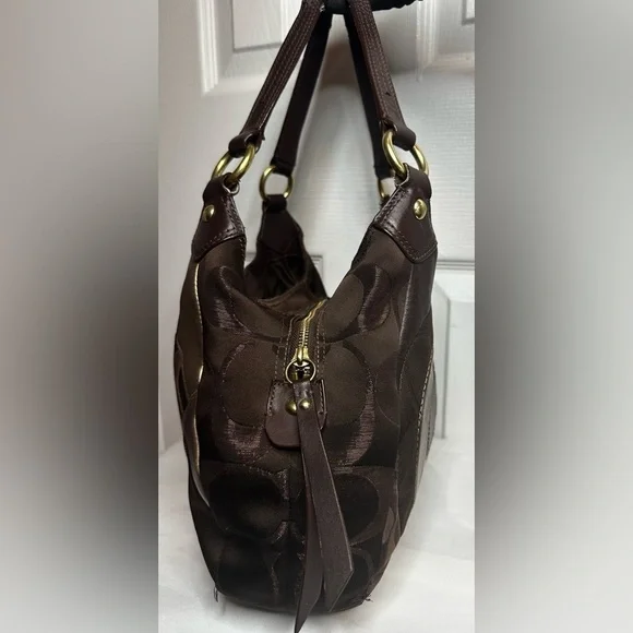 Coach Rare Limited Edition Soho Signature Inlaid Patchwork Hobo shoulder bag GUC - Picture 13 of 15